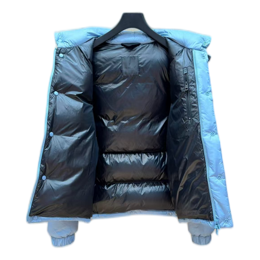 Moncler Oversized Chest-Badge Hooded Puffer