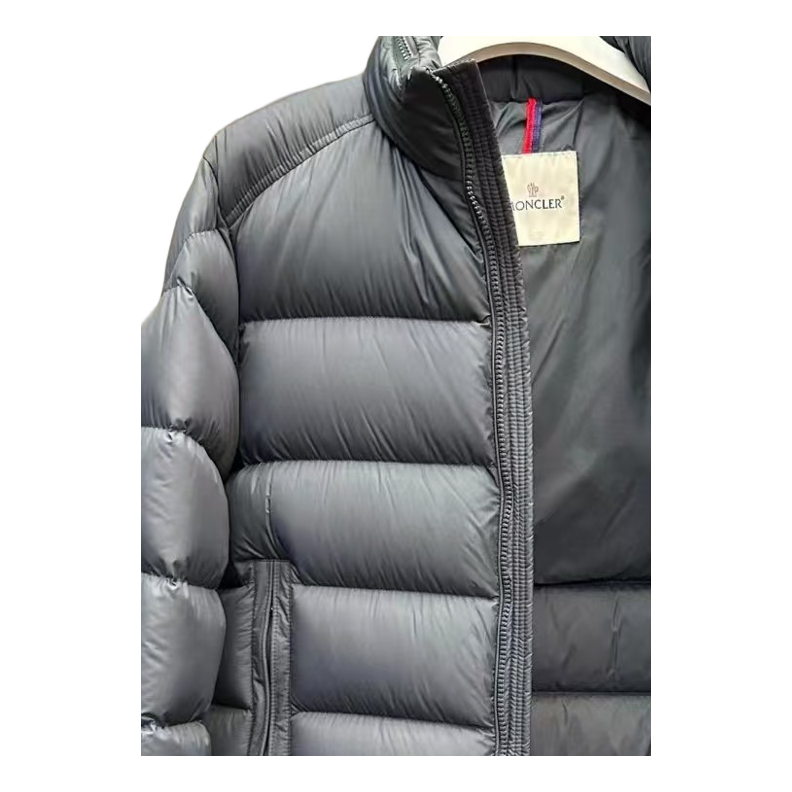 Moncler Tricolour Sleeve-Band Stand-Collar Puffer Jacket in Navy
